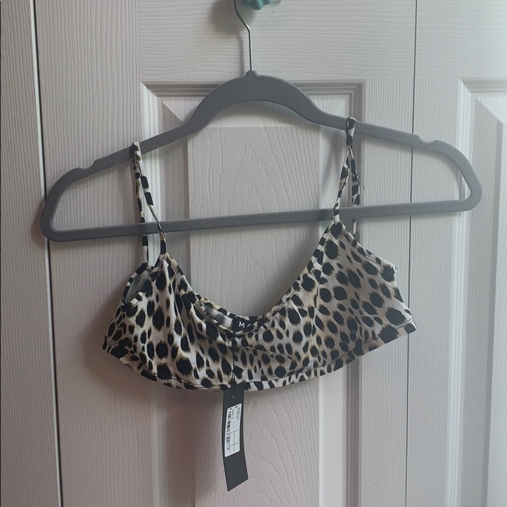Motel rocks micro top.